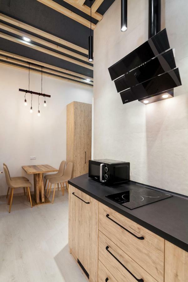 Leogrand One-Bedroom Apartments On Tugan-Baranovskogo 24 Leopoli Esterno foto