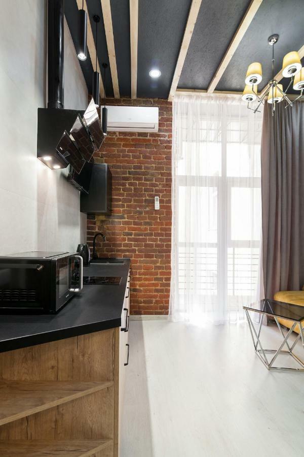 Leogrand One-Bedroom Apartments On Tugan-Baranovskogo 24 Leopoli Esterno foto